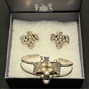 Taxco Sterling grape cluster wrist cuff and clip on earrings.